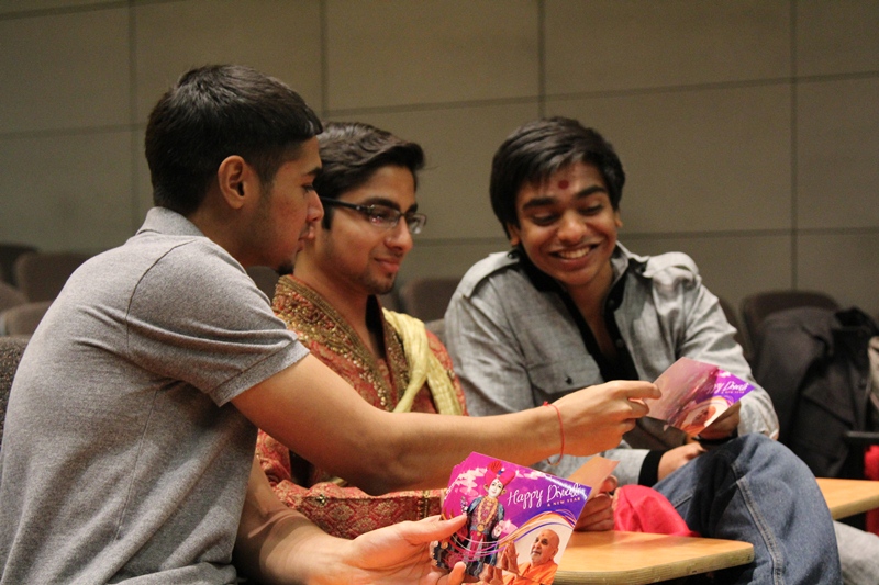BAPS Campus Fellowship Celebrates Diwali, University of California - Riverside