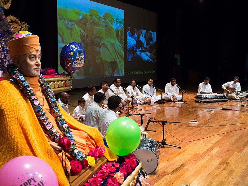 Pramukh Swami Maharaj's 93rd Birthday Celebration, Los Angeles, CA