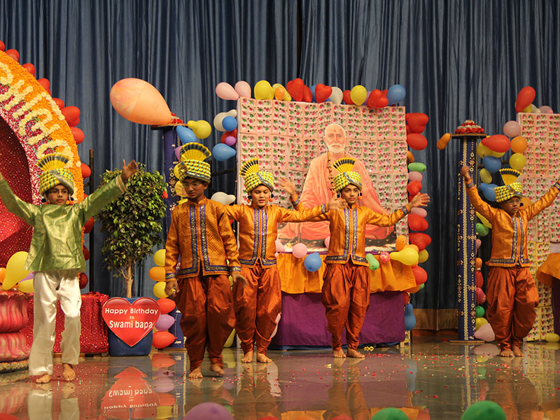 93rd Janma Jayanti, Rajkot - Kids perform a cultural dance