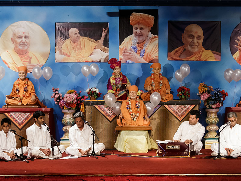Pramukh Swami Maharaj's 93rd Birthday Celebration, Edison, NJ