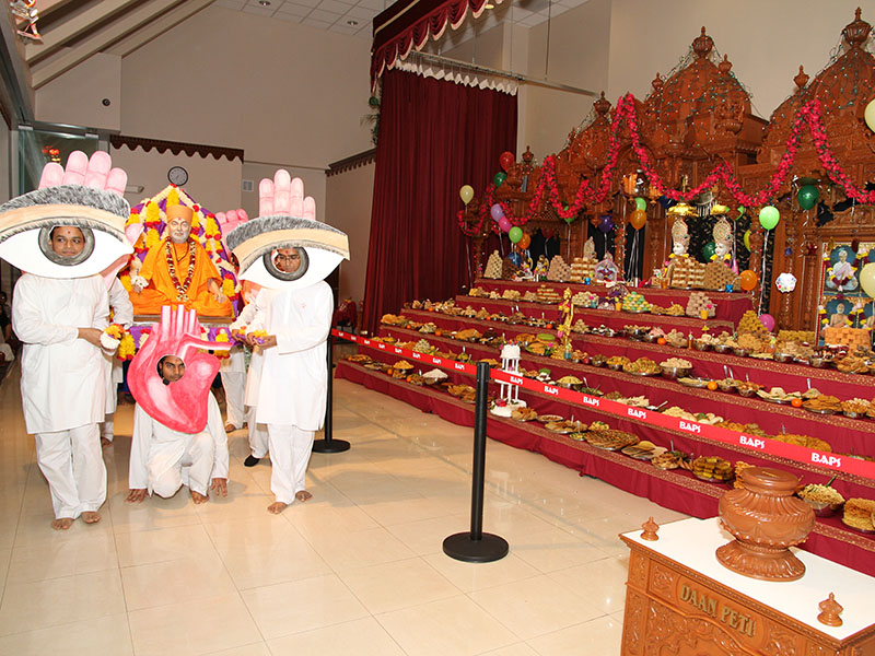 Pramukh Swami Maharaj's 93rd Birthday Celebration, Tampa, FL