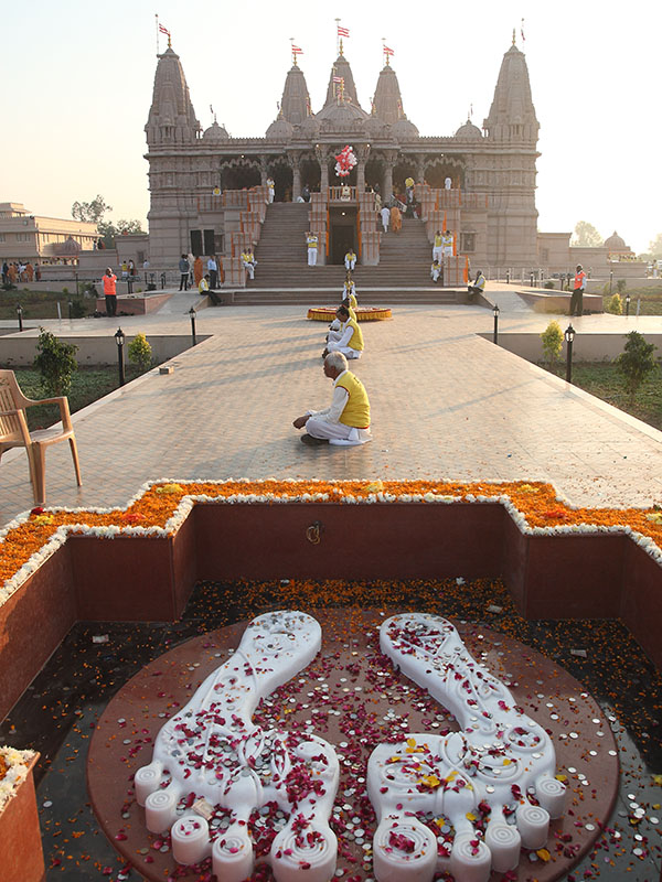 Murti-Pratishtha rituals