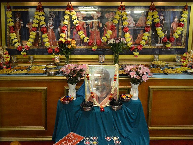 Pramukh Swami Maharaj's 93rd Birthday Celebration, Nottingham