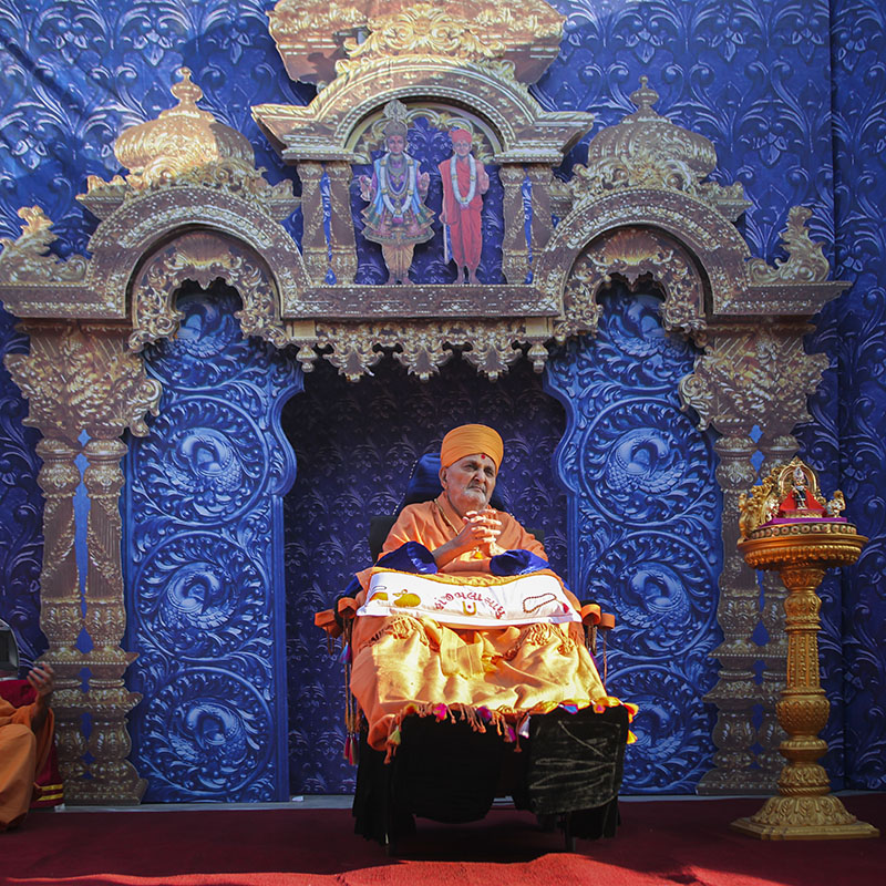 Swamishri during the diksha ceremony