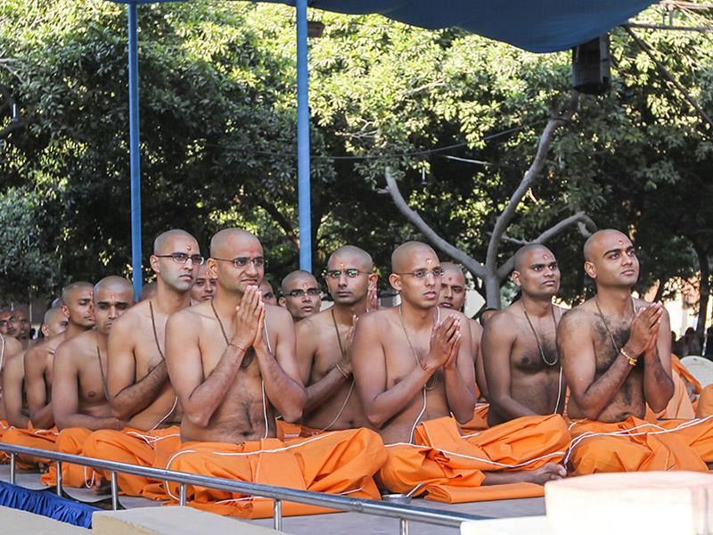 Parshads to be initiated as sadhus during the diksha ceremony