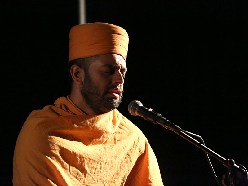 Kirtan Aradhana by sadhus