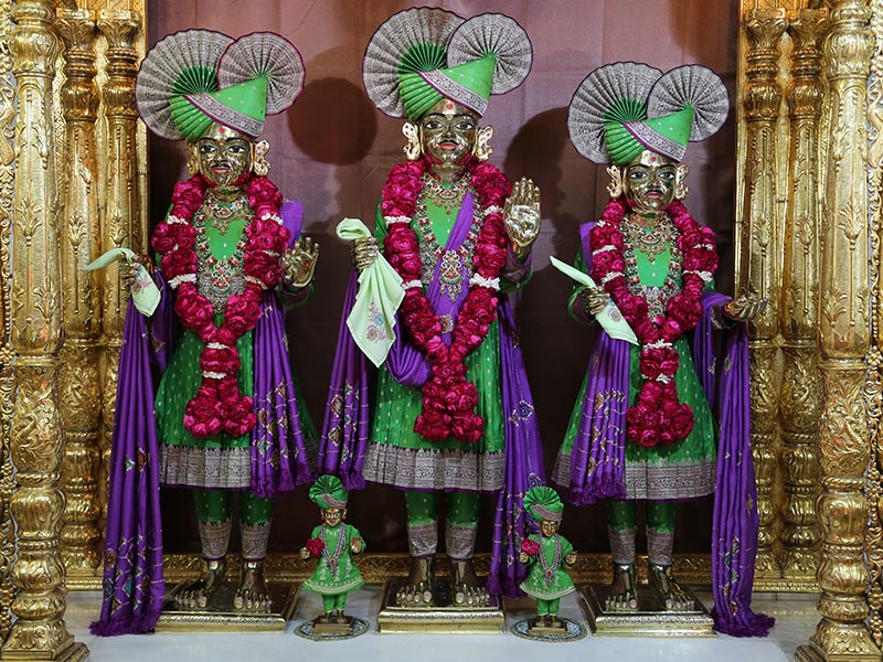 Bhagwan Swaminarayan, Aksharbrahman Gunatitanand Swami and Shri Gopalanand Swami