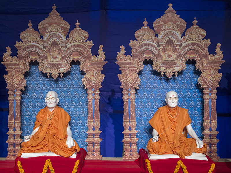 Brahmaswarup Shastriji  Maharaj and Pragat Brahmaswarup Pramukh Swami Maharaj