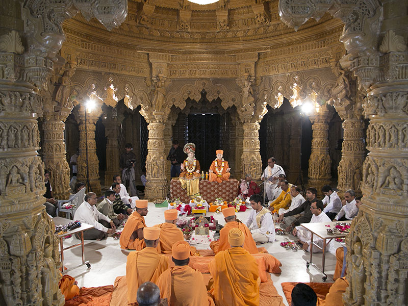 Vastu - Mandir Pravesh rituals, BAPS Shri Swaminarayan Mandir, Jamnagar