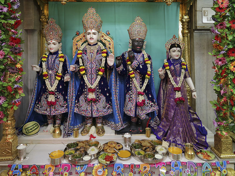 Shri Varninath Dev and Shri Gopinath Dev 