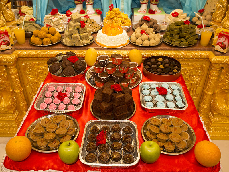 Annakut offered to Thakorji