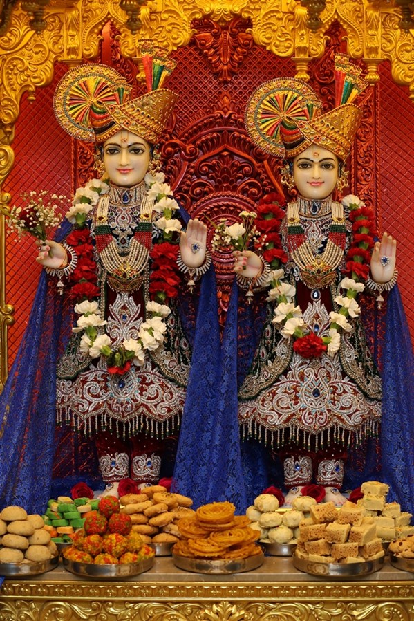 20th Patotsav and Murti Pratishtha Celebrations at BAPS Shri Swaminarayan Mandir, Manchester