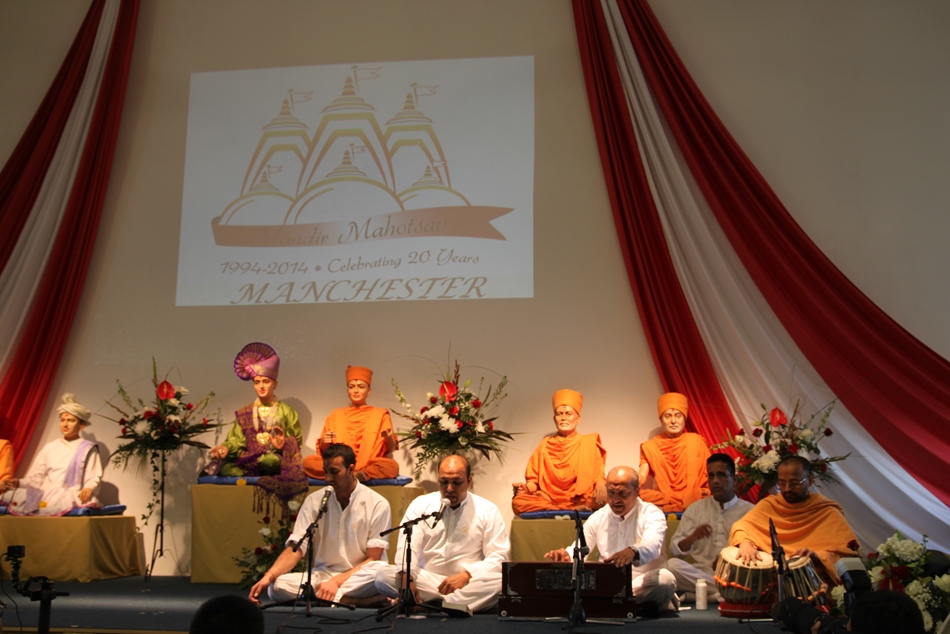 20th Patotsav and Murti Pratishtha Celebrations at BAPS Shri Swaminarayan Mandir, Manchester - Sabha