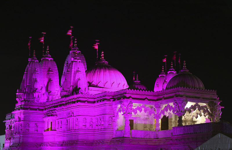 London Mandir Lights Up in Pink for Breast Cancer Awareness Month