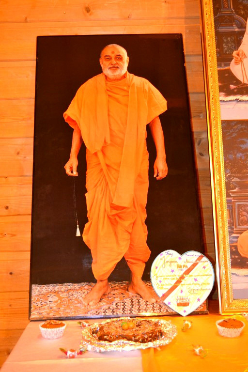 Pramukh Swami Maharaj's 94th Birthday Celebrations (Bal-Balika Utsav), Paris, France