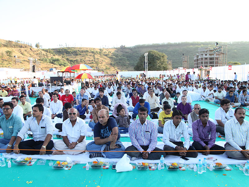 Vedic Pujan of first pillar for the BAPS Shri Swaminarayan Mandir, Pune