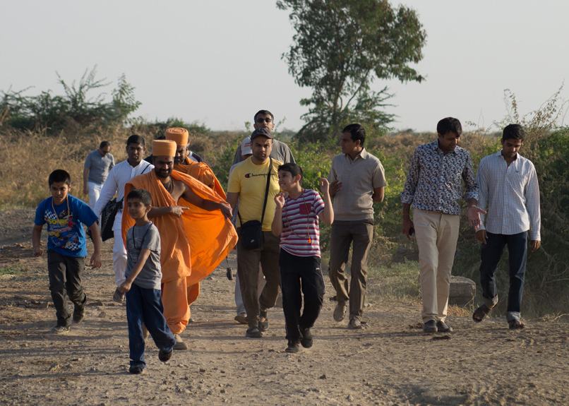 Walking toward Sadguru Nishkulanand Swami's samadhi sthan, Dholera, Gujarat