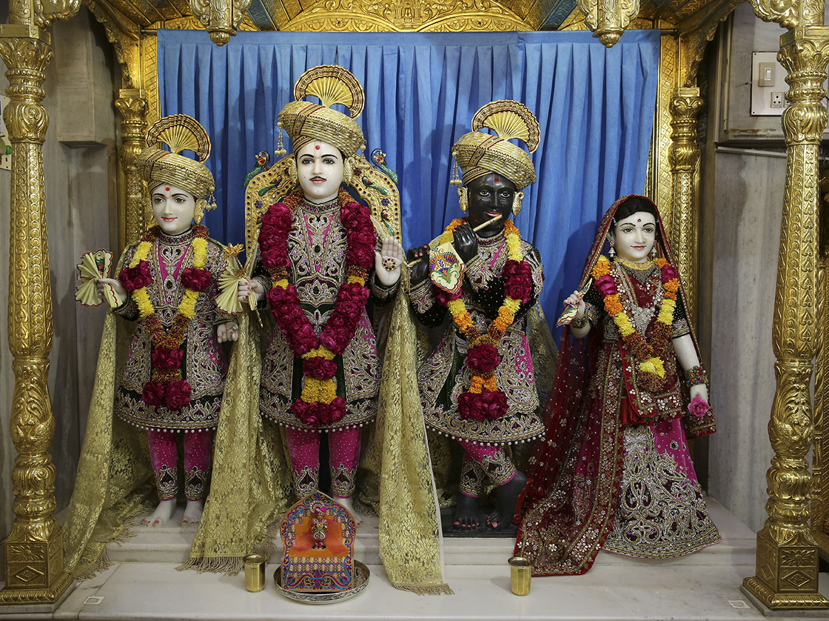 Shri Varninath Dev and Shri Gopinath Dev 