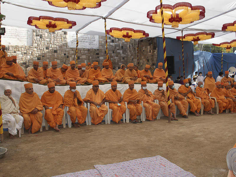 Sadhus during shilanyas ceremony