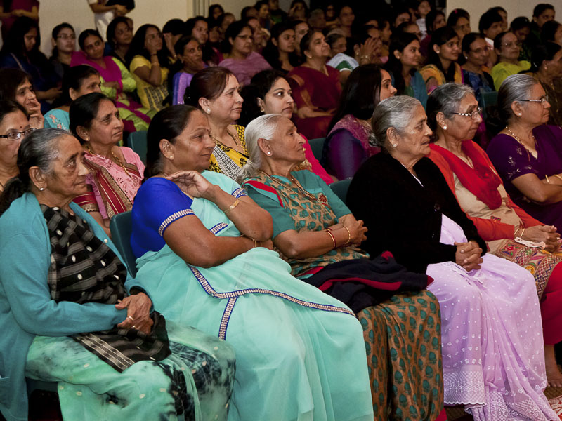 Shri Swaminarayan Jayanti Mahila Celebration 2015, Auckland