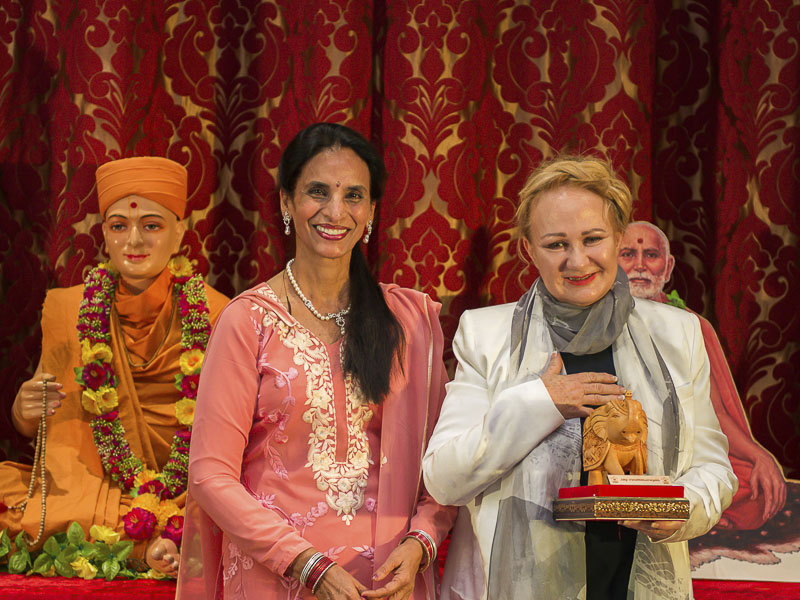 Mahila Sanskrutik Din Cultural Program