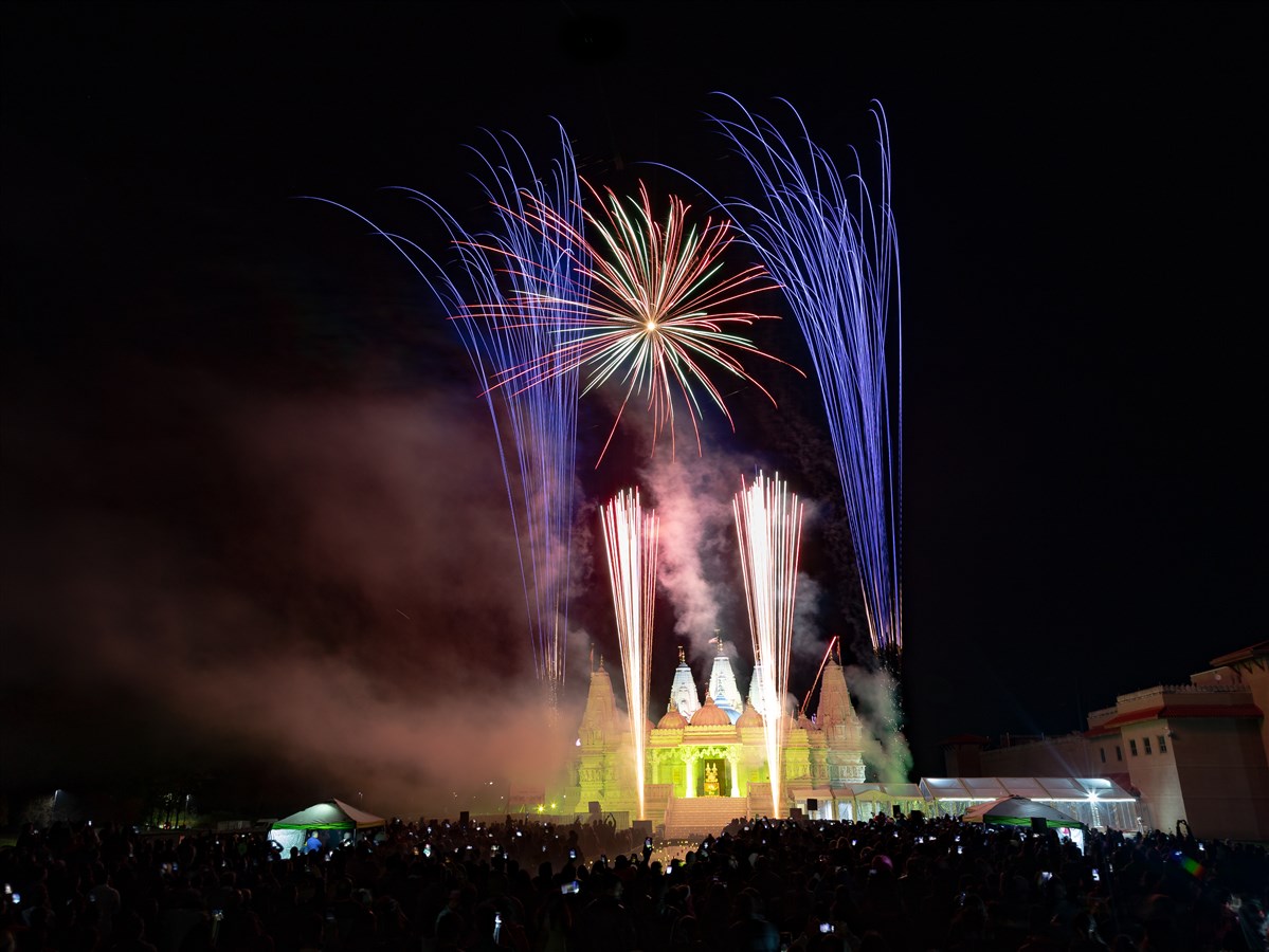 Diwali Maha Arti & Fireworks Display
