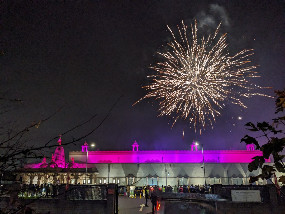 Diwali & Annakut Celebrations: Fireworks Display