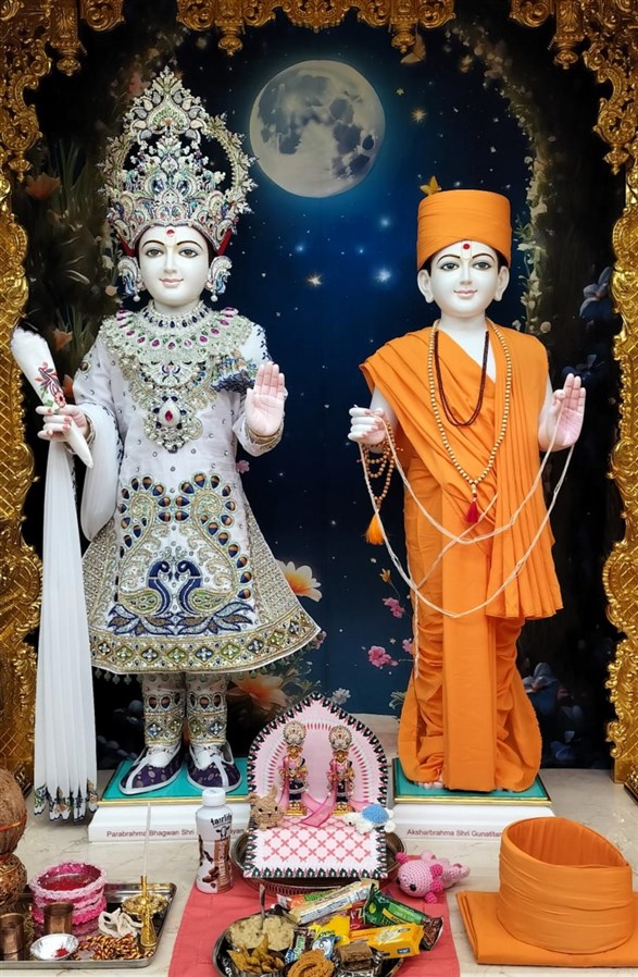 Mandir Patotsav & Sharad Purnima - Akshar Jayanti
