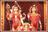 Shri Shiv-Parvatiji and Shri Ganapatiji