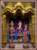 Shri Harikrishna Maharaj and Shri Radha-Krishna Dev