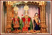 Shri Harikrishna Maharaj and Shri Radha-Krishna Dev