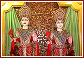 Parabrahma Bhagwan Shri Swaminarayan and Aksharbrahma Shri Gunatitanand Swami