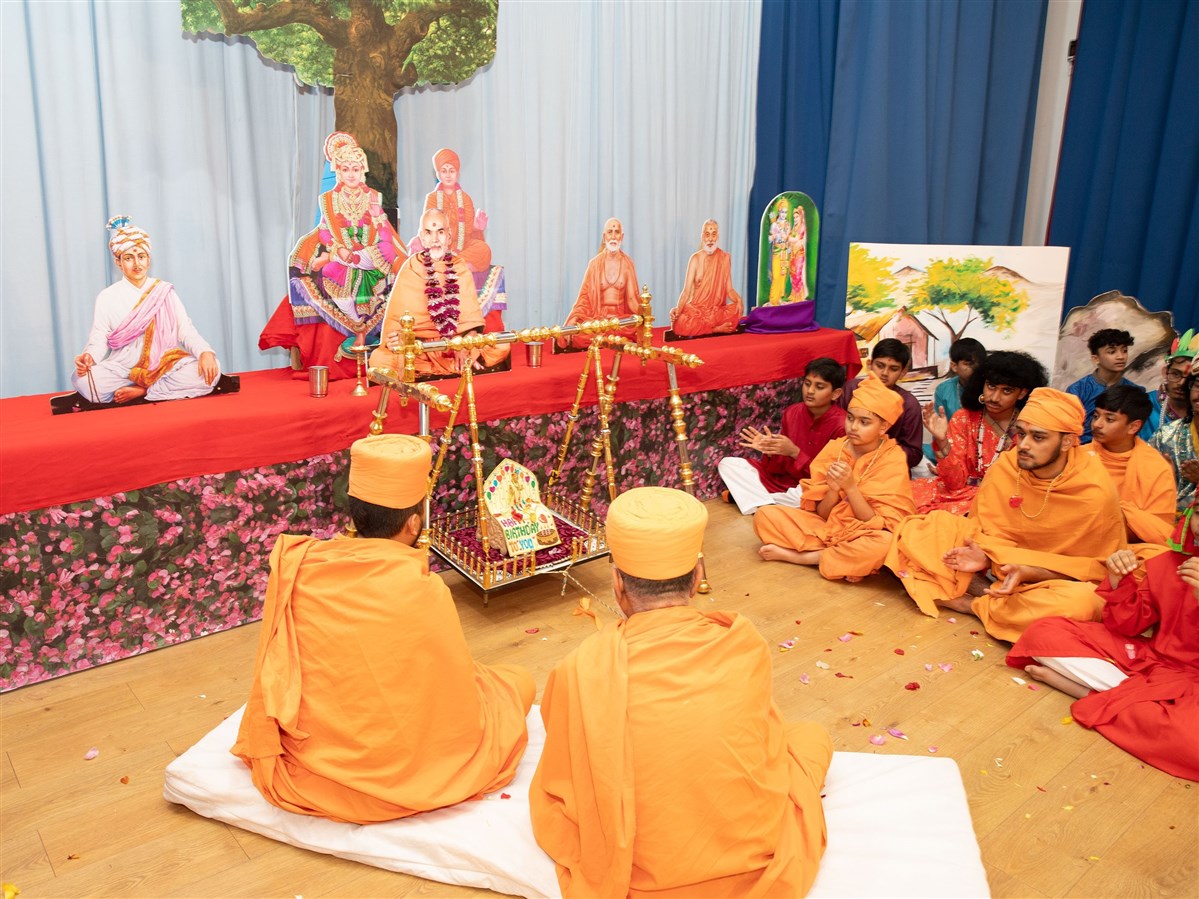 Shri Swaminarayan Jayanti & Shri Rama Navami Celebrations, West London, UK