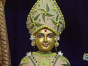 Chandan Adornments of Murtis 2024