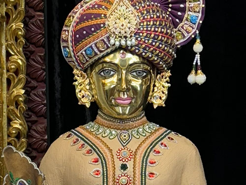 Chandan Adornments of Murtis 2026